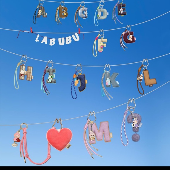 🎁 I’’K’Letter Pendant - POP MART Labubu THE MONSTERS Pin for Love Series - Picture 4 of 6